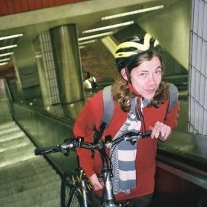 Meet your Posher, Max